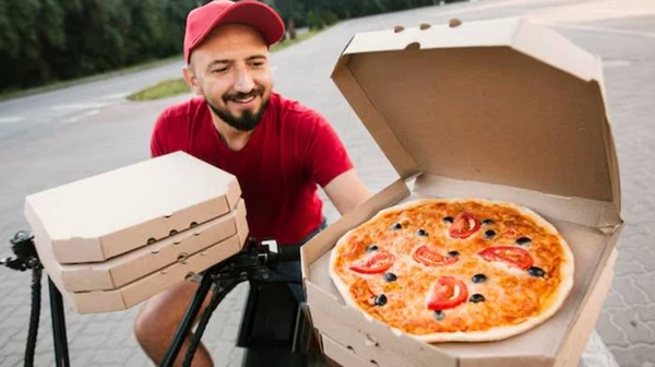 Objednávání pizzy s rozvozem: klady služby